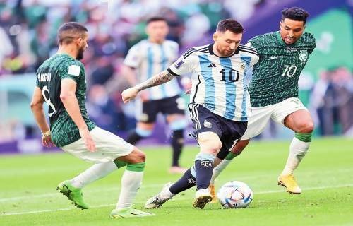 扑克位置决定行动空间（扑克中的位置界定你的决策空间）