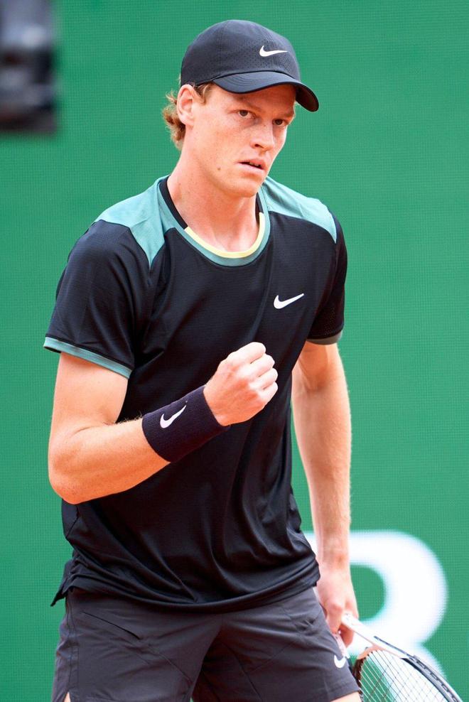 2个篮板 2个篮板